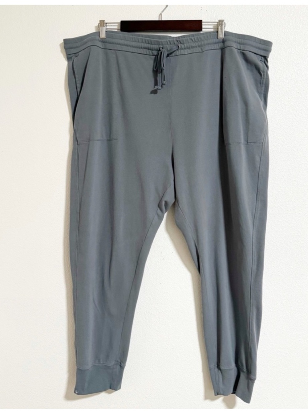 Barefoot Dreams Brushed Jersey Knit Joggers